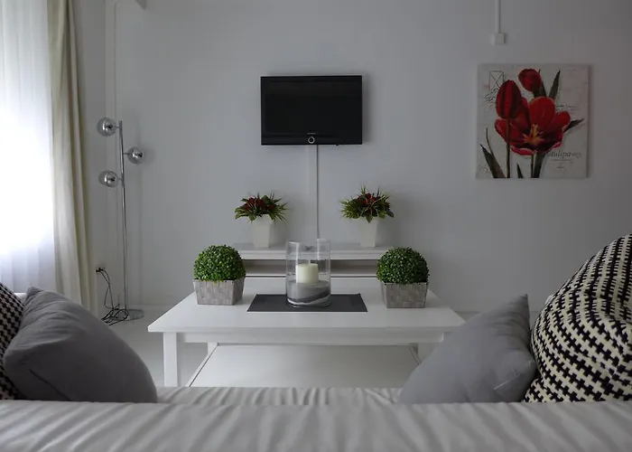 فندق مبيت وإفطار B&B Pommerloch 3*